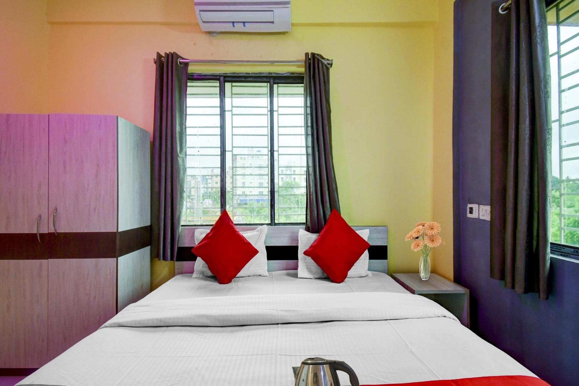 Super Hotel O 4 Friends Calcutta Extérieur photo